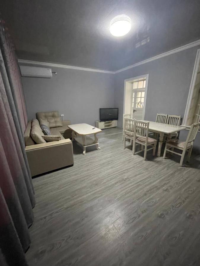 Квартира Дом В Общем Дворе Samarcanda Exterior foto